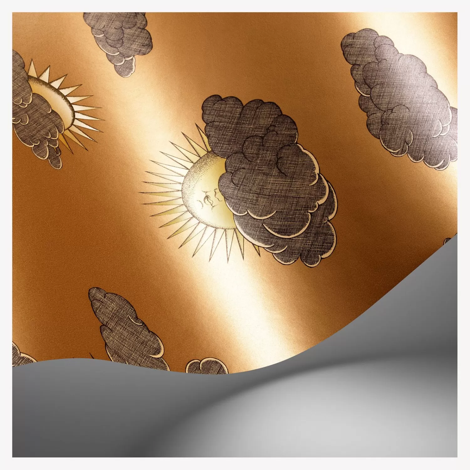 Wallpaper<Fornasetti Wallpaper Soli E Nuvole Gold On Gold